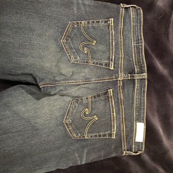 AG The Stilt Cigarette Skinny Jeans - Picture 3 of 10